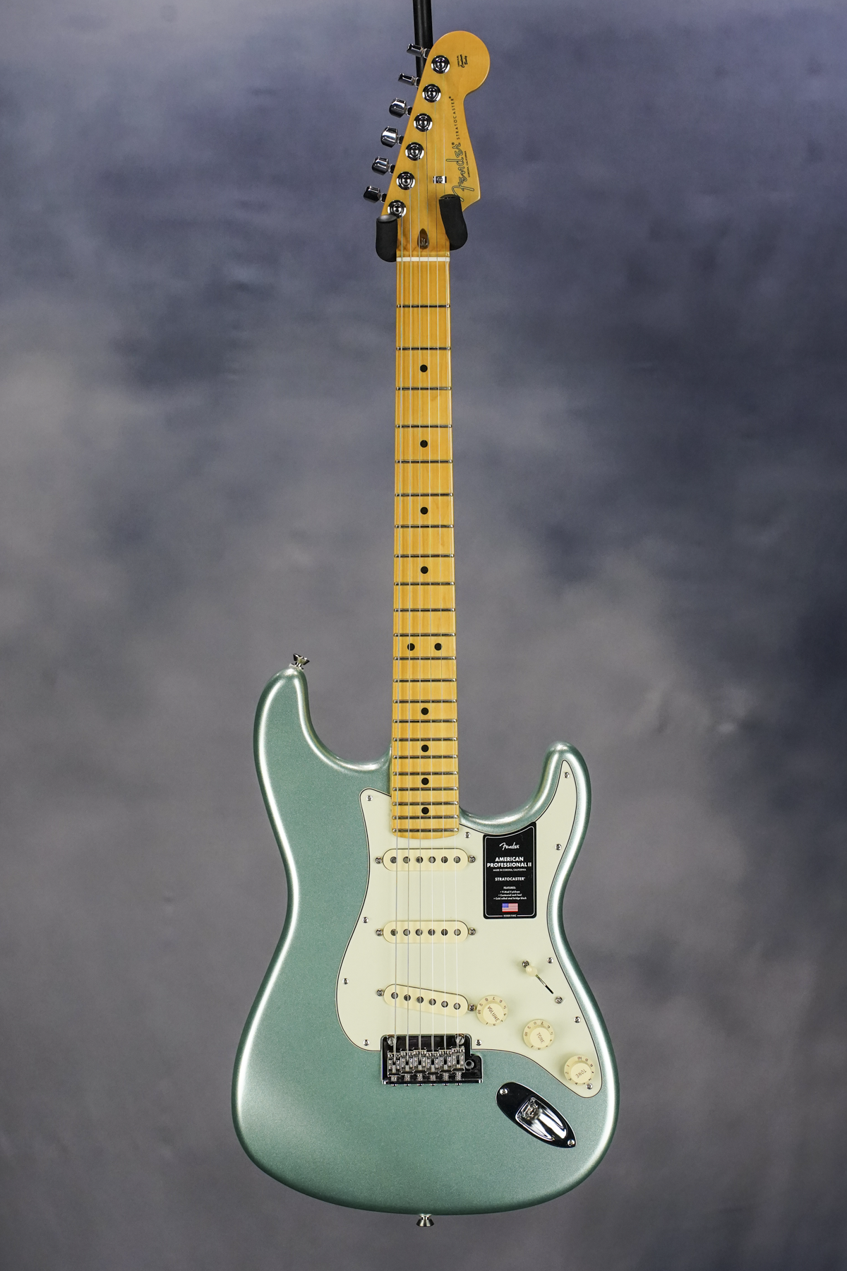 American Professional II Stratocaster, Mystic Surf Green, Maple FB