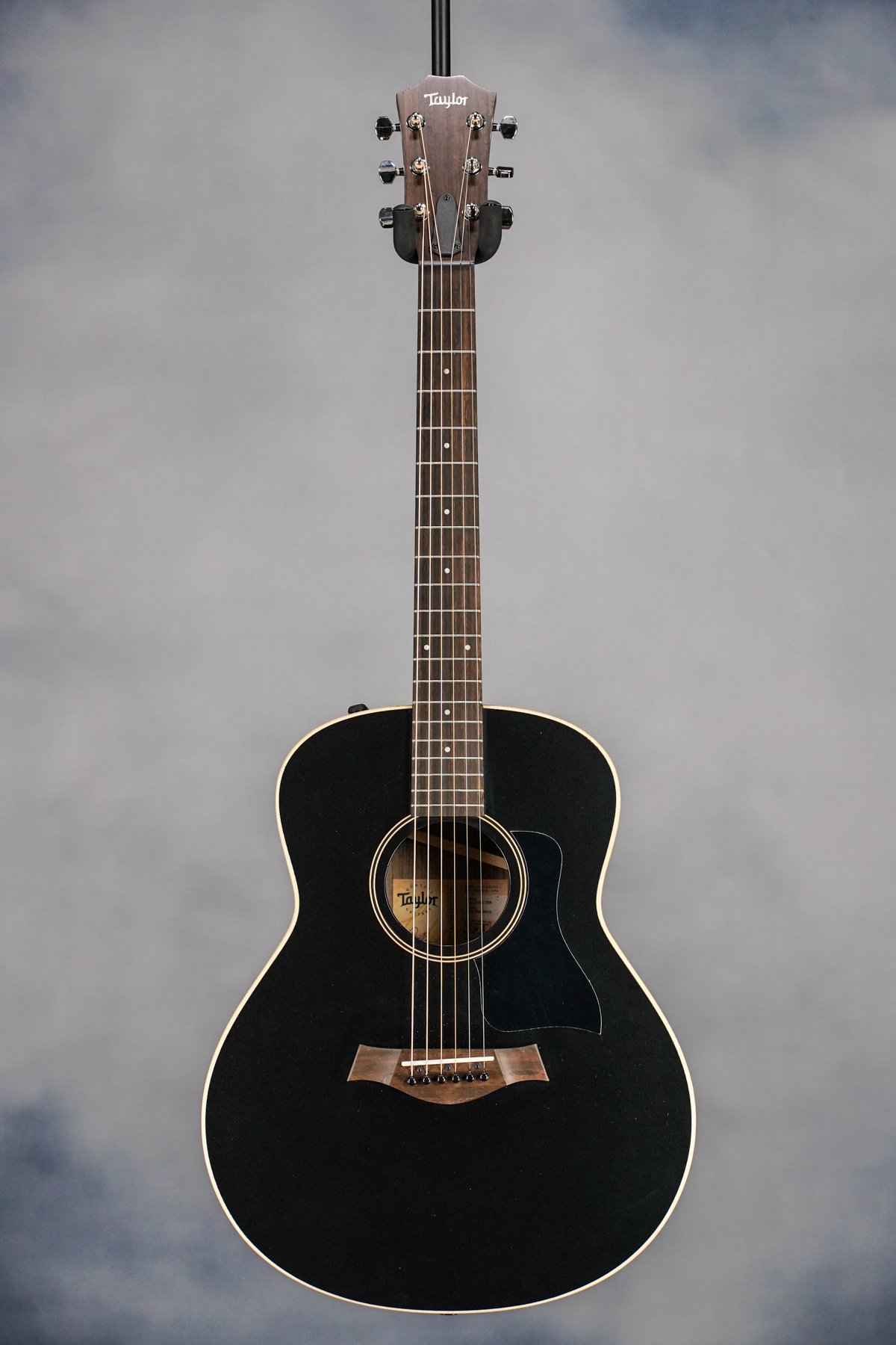 GTe Blacktop Grand Theater Electric Acoustic Guitar