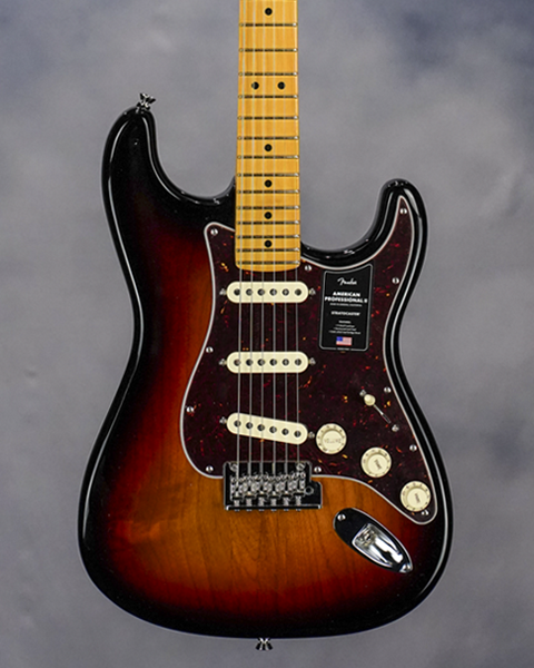American Professional II Stratocaster, 3-Color Sunburst, Maple FB