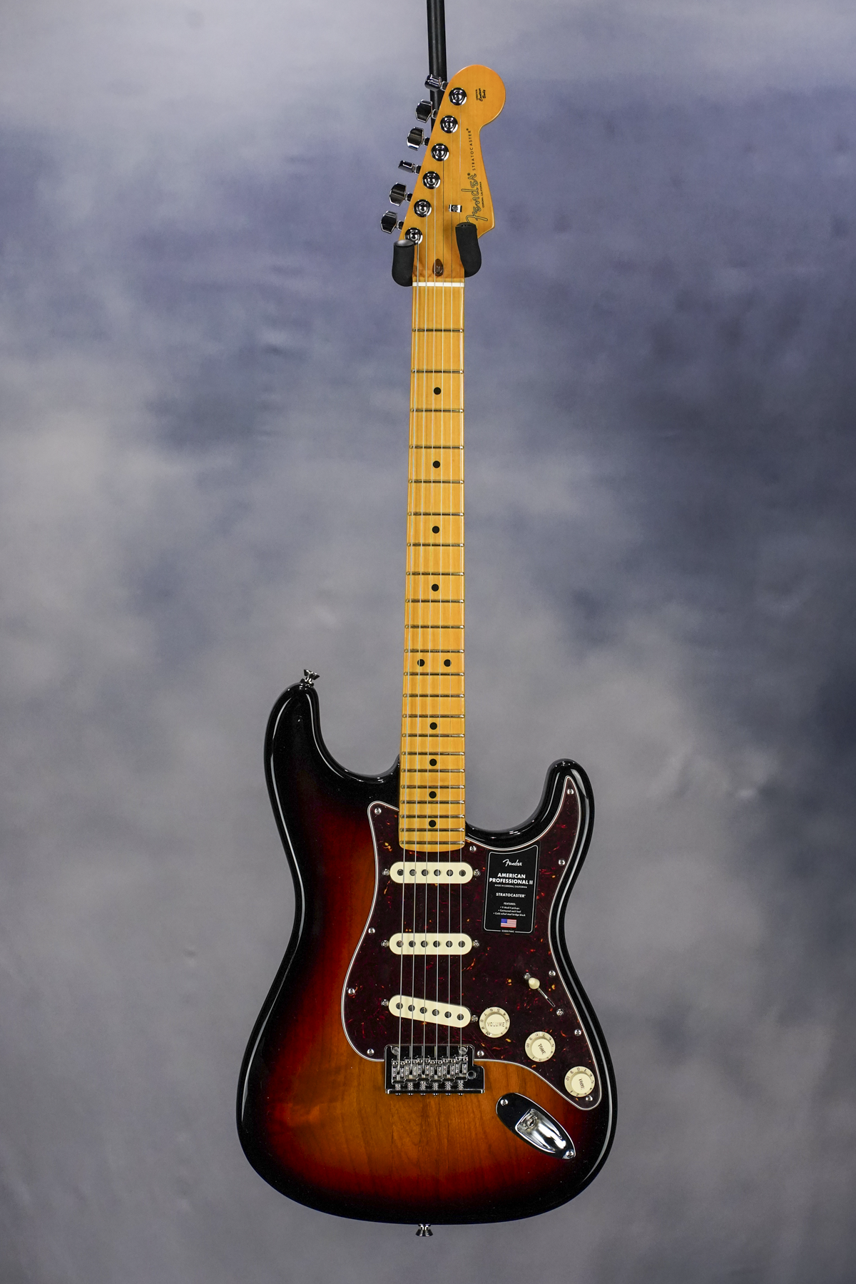 American Professional II Stratocaster, 3-Color Sunburst, Maple FB