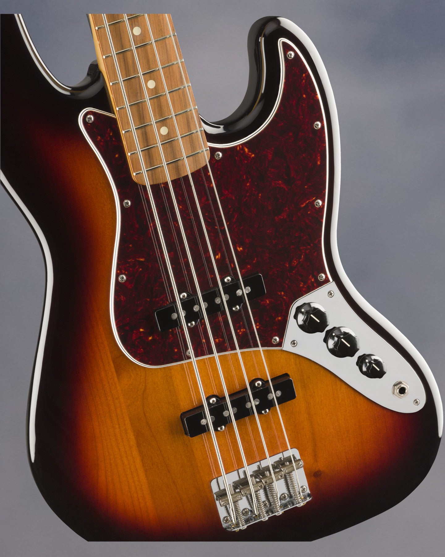 Vintera '60s Jazz Bass, Pau Ferro Fingerboard, 3-Color Sunburst