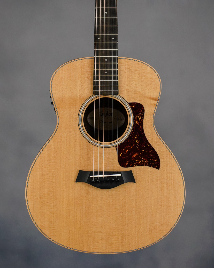 GS Mini-e Rosewood Acoustic-Electric Guitar Natural